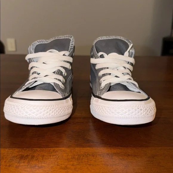 Converse 554880F ladies US 8 Chuck Taylor Double Tongue Low Top Ox Gray NWOT - Picture 2 of 10